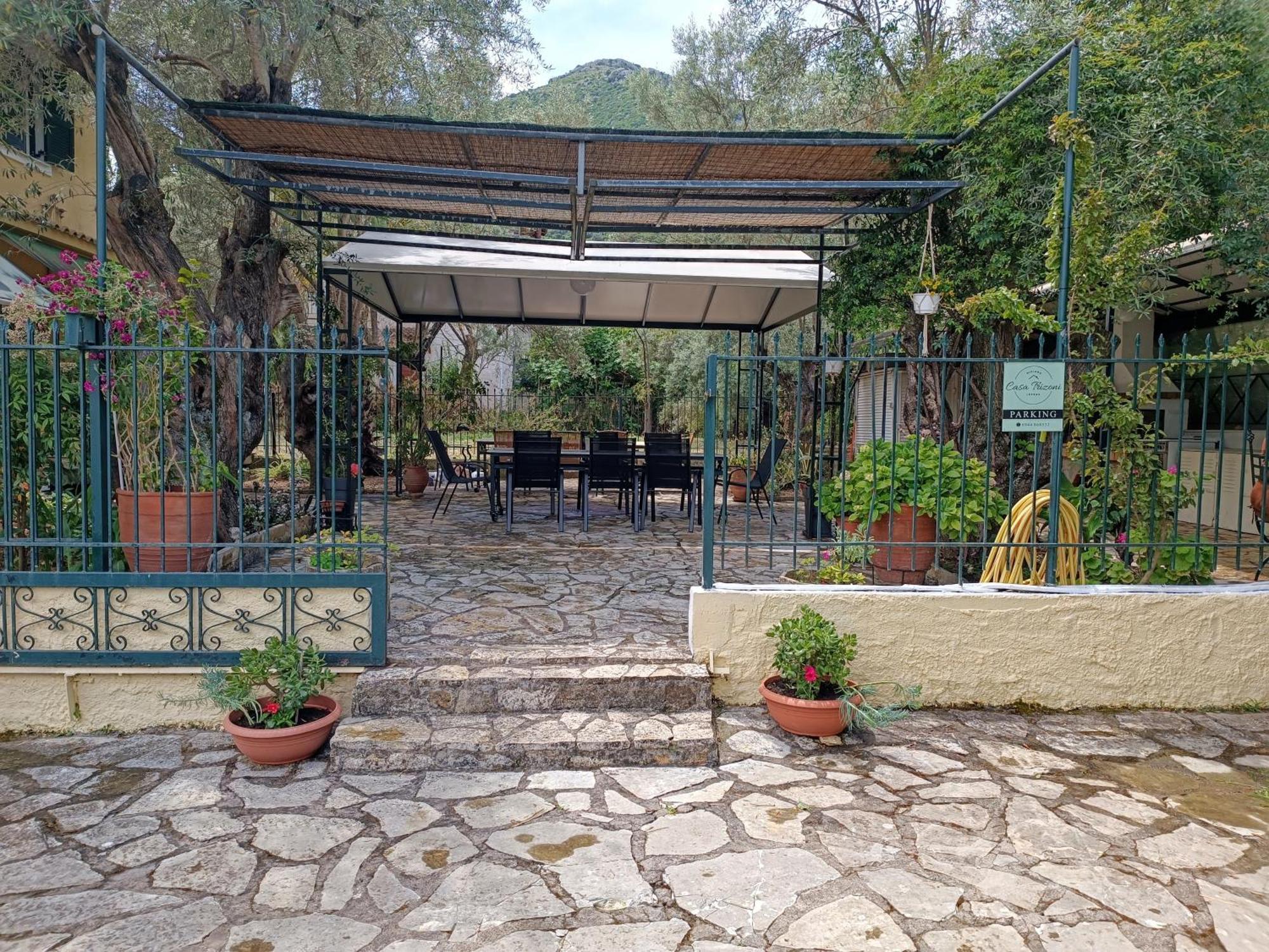 Casa Trizoni Nikiana Apartment Exterior photo
